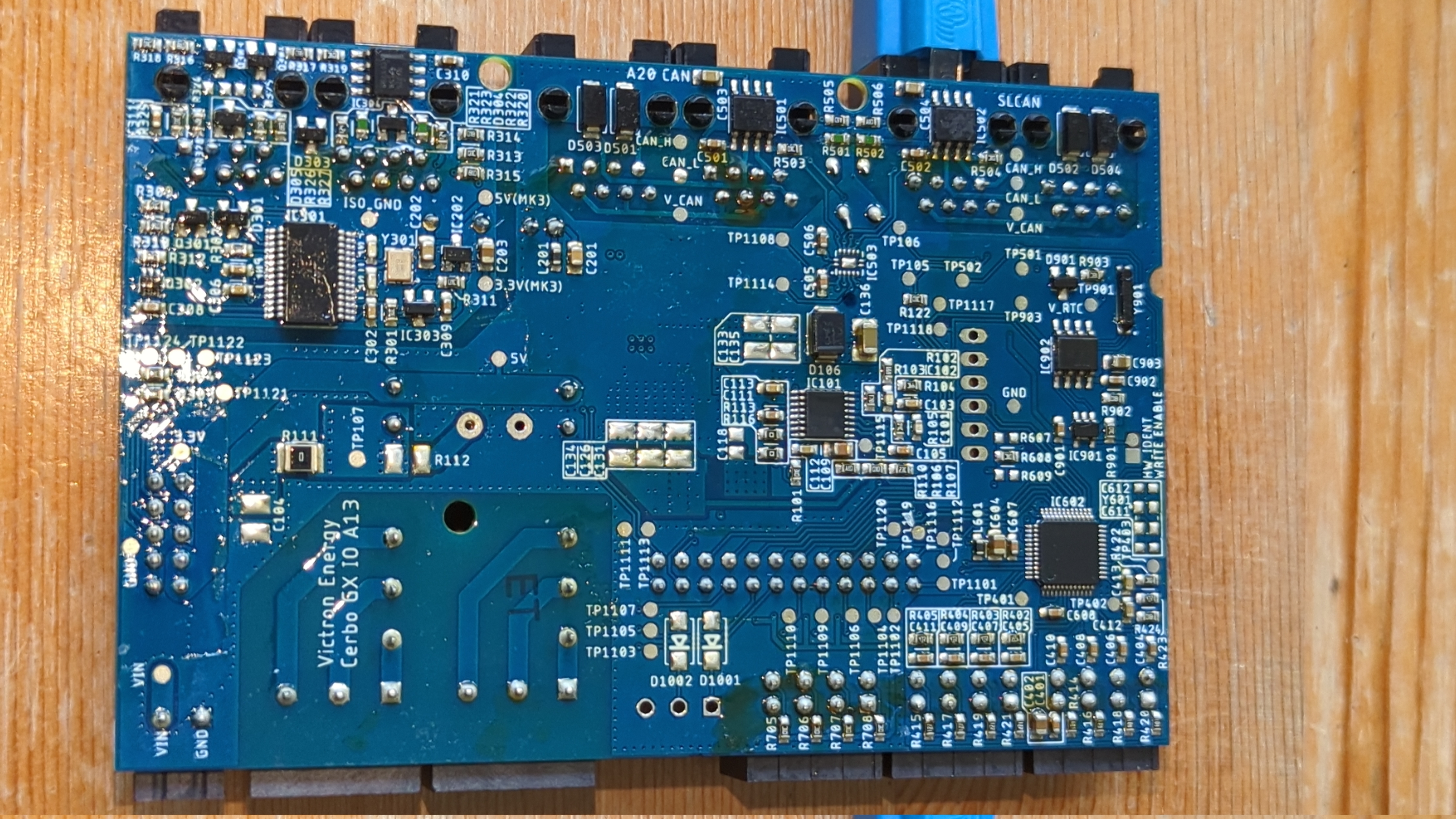 The ioboard from the backside after removing the back cover