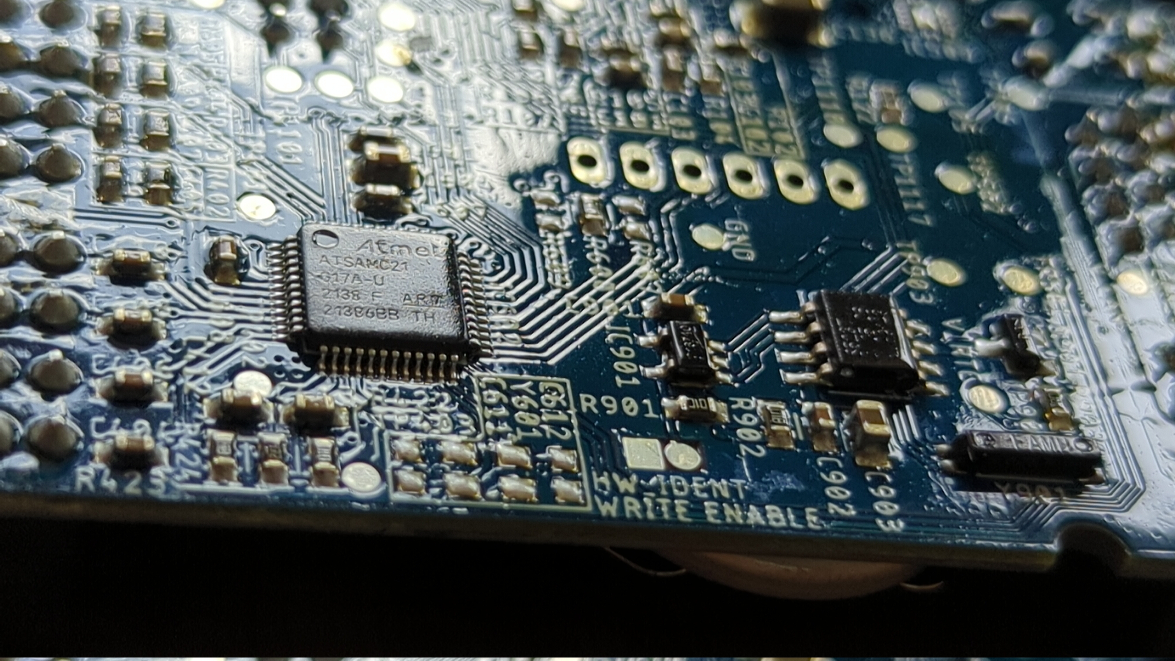 The MCU of the ioboard an ATSAMC21